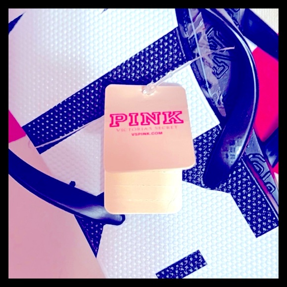 💕ⓅⒾⓃⓀ ⓋⓈ Black & White Flip Flops NWT💕